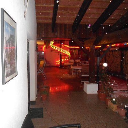 Pensiunea La Dolce Vita Băile Herculane Exterior foto