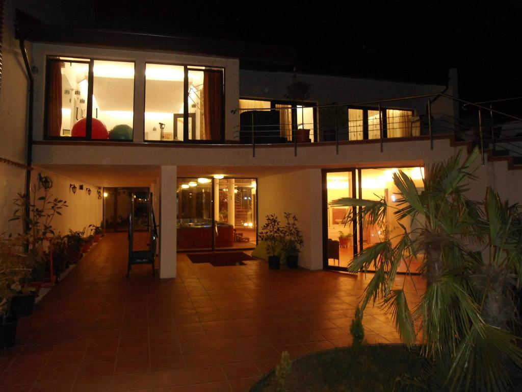 Pensiunea La Dolce Vita Băile Herculane Exterior foto