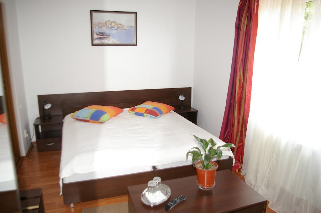 Pensiunea La Dolce Vita Băile Herculane Exterior foto