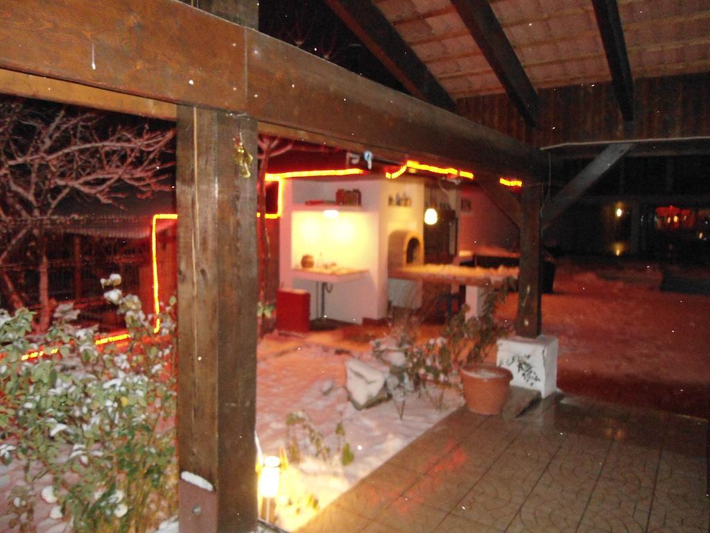 Pensiunea La Dolce Vita Băile Herculane Exterior foto
